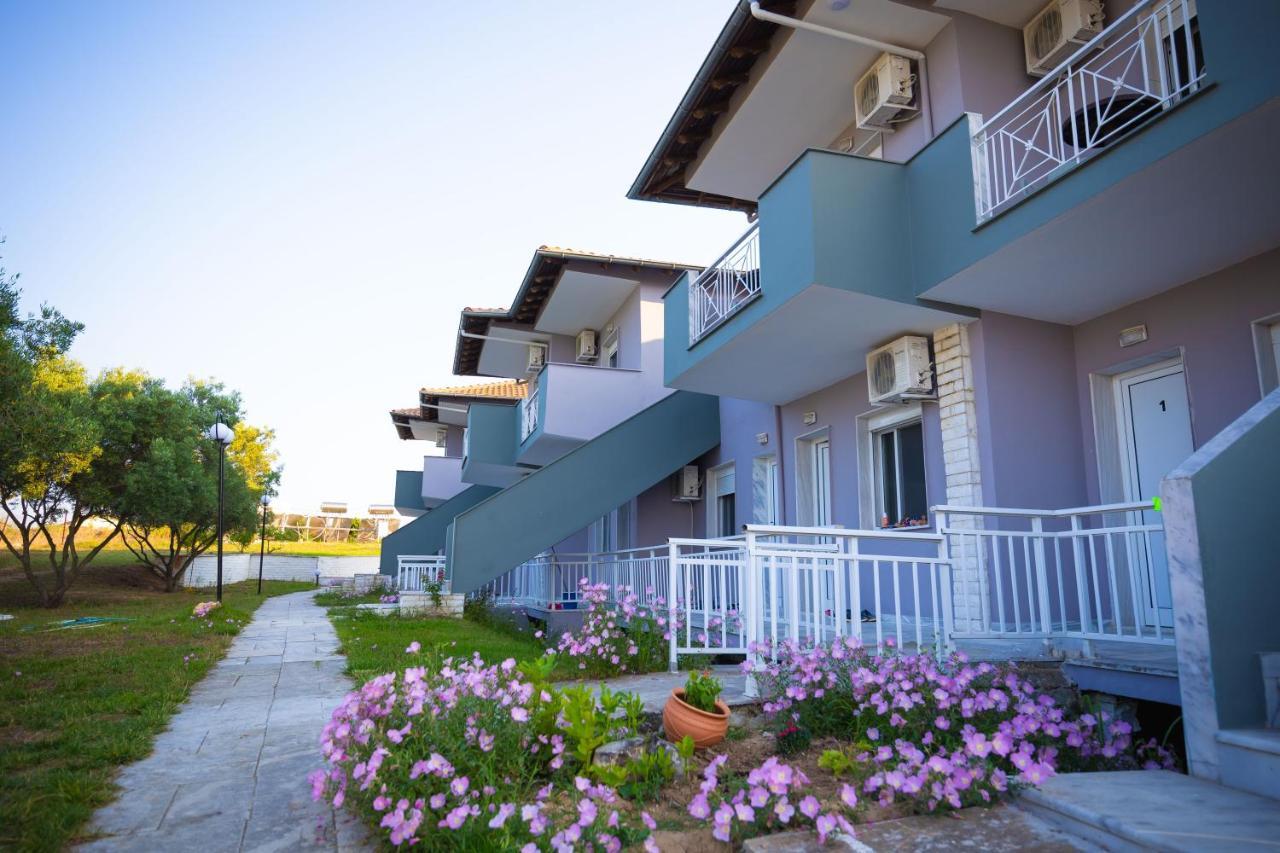 Marele Hills Apartments Néa Fókaia Eksteriør billede